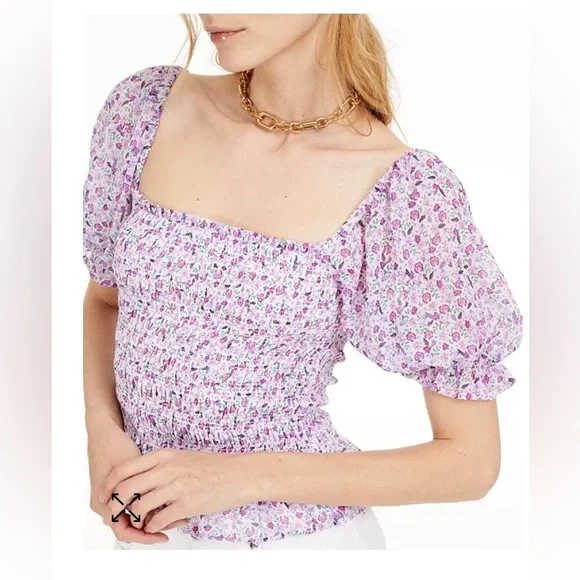 Leyden floral smocked Top Peplum hem New - Picture 3 of 6